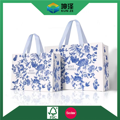 Radošs dāvanu maisiņš